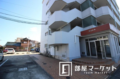 【エントランス】 | 杉山ビル | 同型タイプ