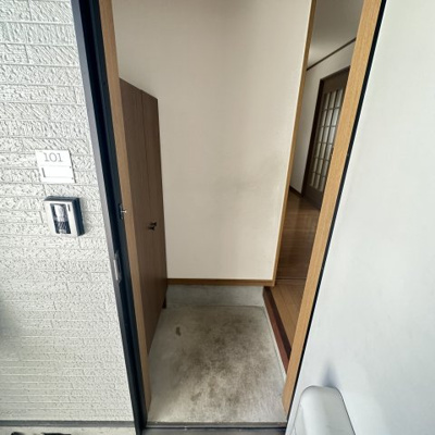【玄関】 | ベルフラワー