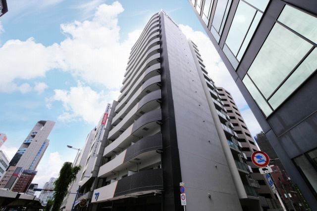 セレニテフラン梅田の外観