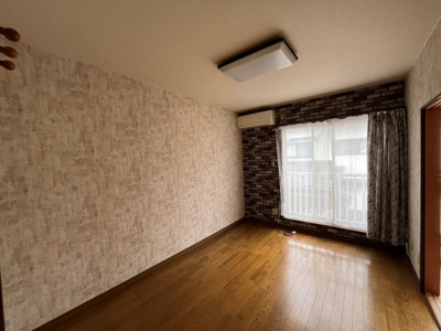 【洋室】 | コーポラスライト