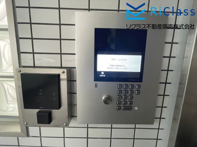 ツイン大開1号館のエントランス|オートロックです