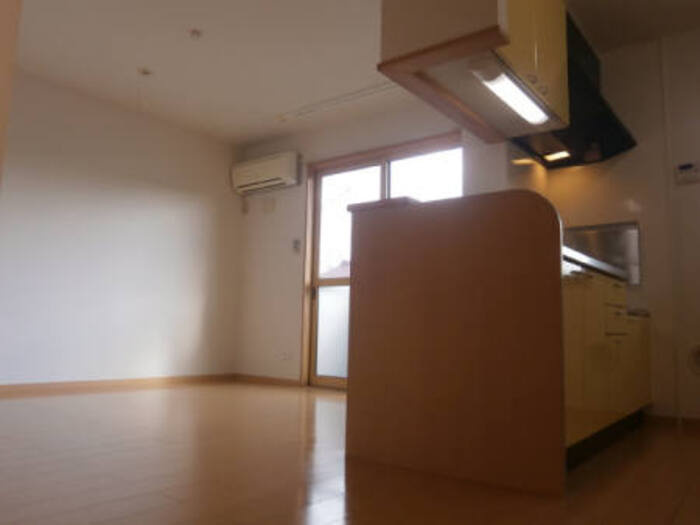 サンモールエイトの居間・リビング