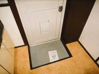 【玄関】