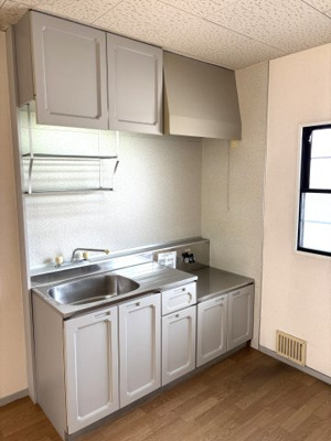 【キッチン】 | ビーライン蔵王 | 吊戸棚付きキッチン