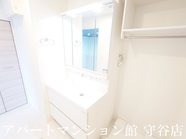 Kroneの独立洗面台