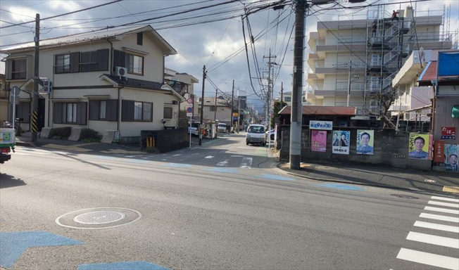 【展望】 | ポケットハイツ本厚木 | 眺望の良さを楽しめるダイニングキッチンで家族団らんの時間を過ごしてはいかがでしょうか。バルコニーから見える景色を家族で眺める時間は、時間が経つのを忘れてしまいそうですね。是非、現地を見に行きましょう！