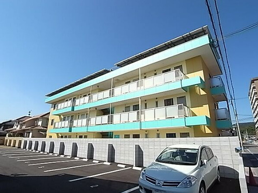姫路市飾磨区付城１丁目の賃貸マンションの外観