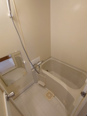 ろこ・そあ－べの浴室