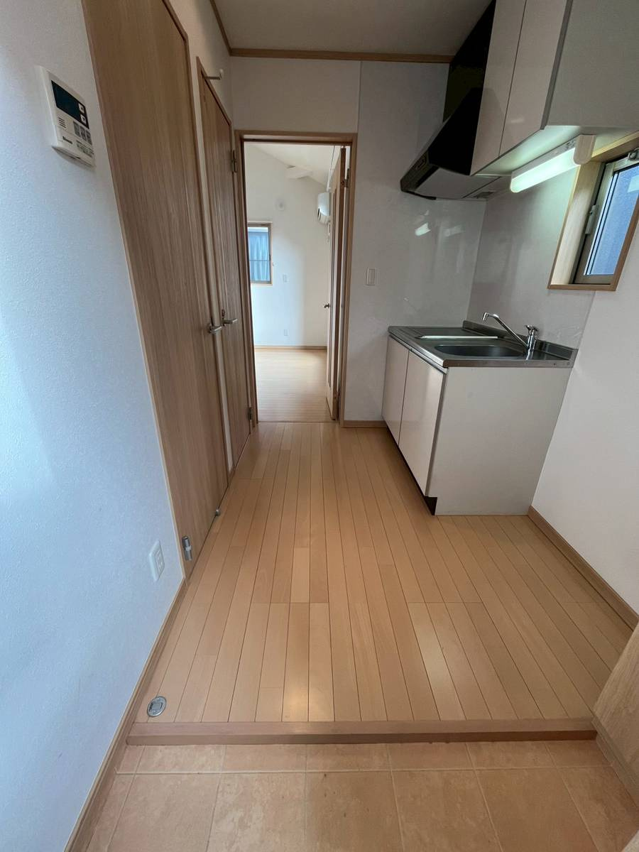 アドマーニ日進の玄関