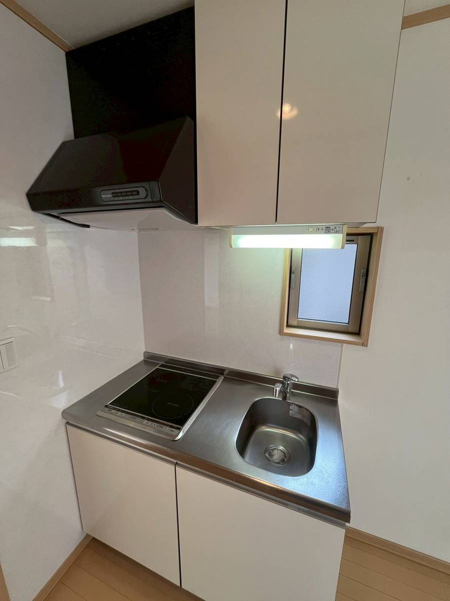 アドマーニ日進のキッチン