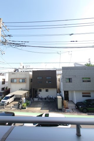 アドマーニ日進の展望