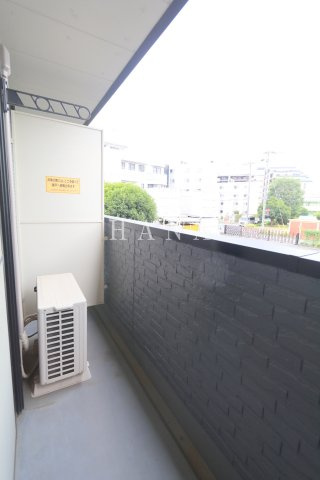 レオパレスフロイデンルーフのバルコニー