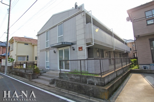 レオパレスフロイデンルーフ