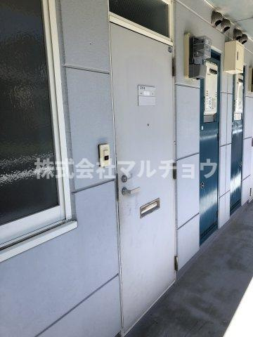 衣笠キャスルハイツの玄関