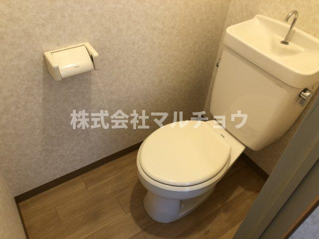 衣笠キャスルハイツのトイレ|シンプルで使いやすいトイレです