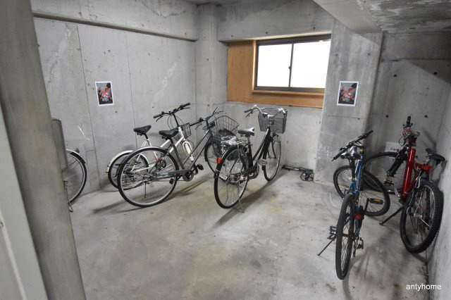ビスタ緑地2　仲介手数料無料の駐車場