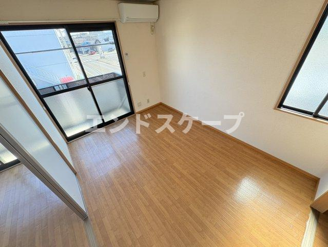 パーチェ　Ｂの居間・リビング|高崎、前橋のお部屋探しはエンドスケープまで！お客様の理想お聞かせ下さい♪