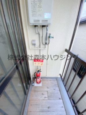 【設備】 | 　緑町マンション | 洗濯機置き場です