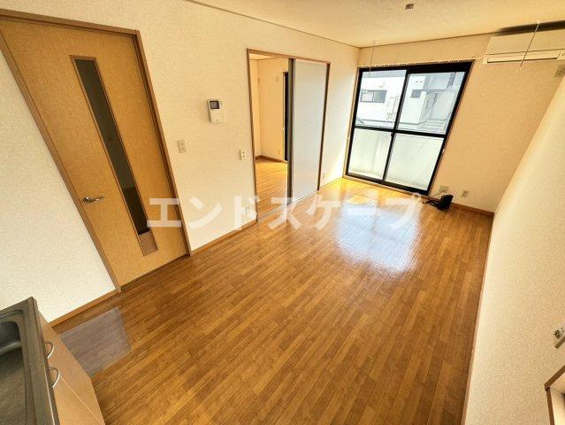 パーチェ　Ｄの居間・リビング|高崎、前橋、伊勢崎エリアのお部屋探しはエンドスケープまで！お客様の理想お聞かせ下さい♪