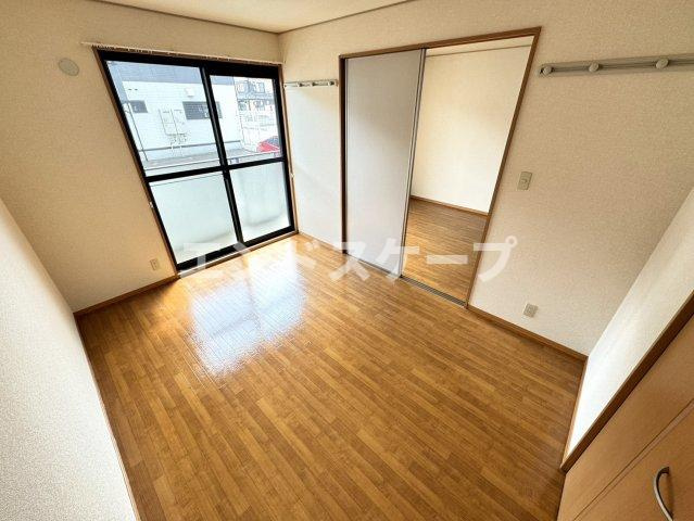 パーチェ　Ｄの居間・リビング|高崎、前橋、伊勢崎エリアのお部屋探しはエンドスケープまで！お客様の理想お聞かせ下さい♪
