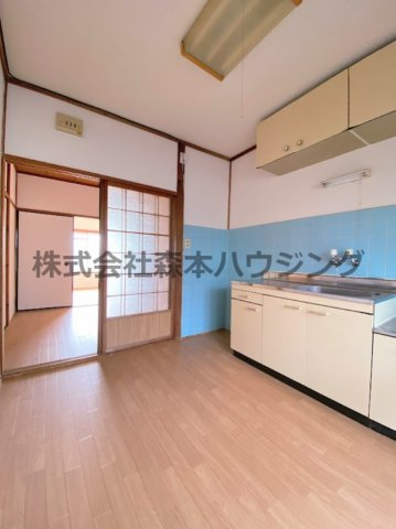 【居間・リビング】 | 　緑町マンション | 居間です