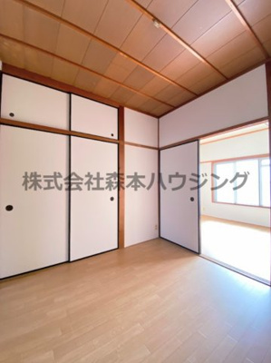 【洋室】 | 　緑町マンション | 使い勝手のいい洋室です