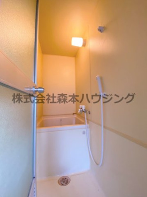 【浴室】 | 　緑町マンション | お風呂で日々の疲れを落としましょう