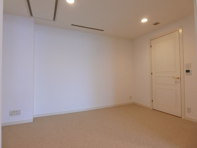 渋谷区神宮前５丁目の賃貸マンションのその他|納戸（DEN）