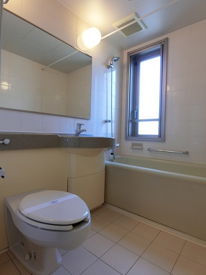 渋谷区神宮前５丁目の賃貸マンションのその他|風呂＆トイレ