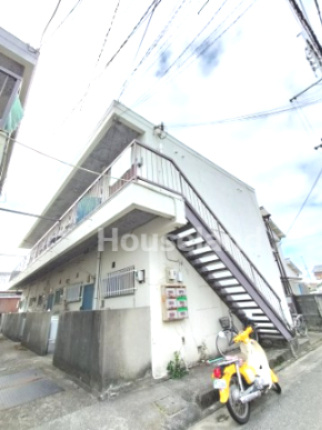 加納マンションⅡの外観