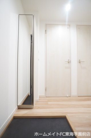 ADC光の森パピーズの玄関