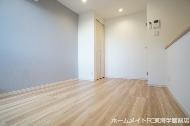 ADC光の森パピーズの居間・リビング