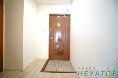 【玄関】 | 浅井ハイツ | （同仕様写真）