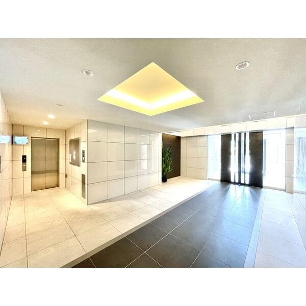 エスリード上前津ツヴァイテのロビー