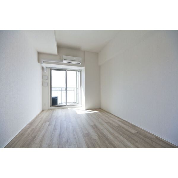 エスリード上前津ツヴァイテの居間・リビング