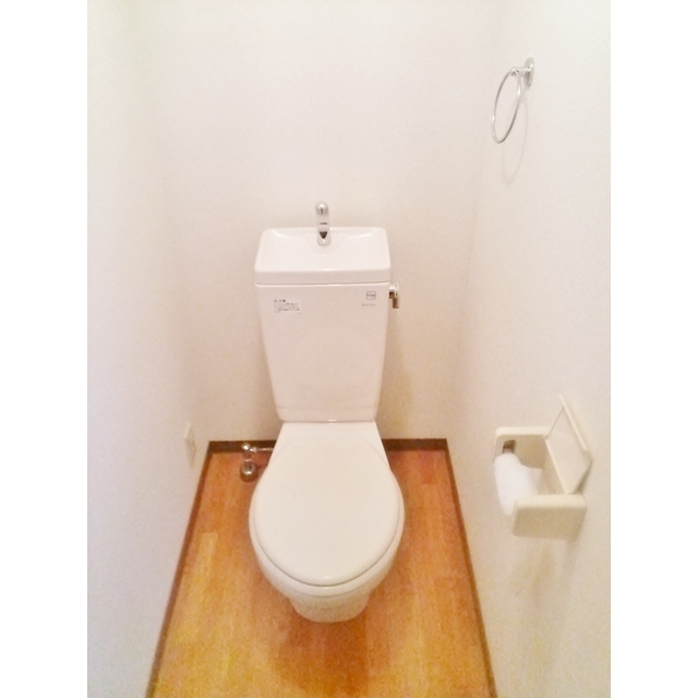 第五松波ビル東館のトイレ