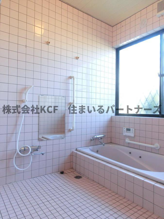 高良内町戸建の浴室|お風呂で日々の疲れを落としましょう