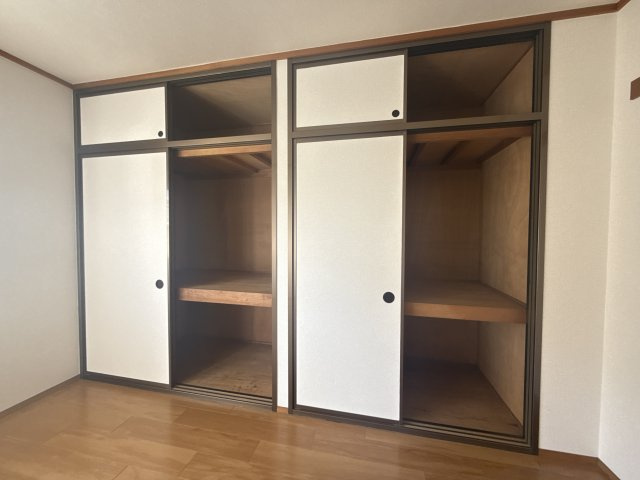 ロジュマン継の収納