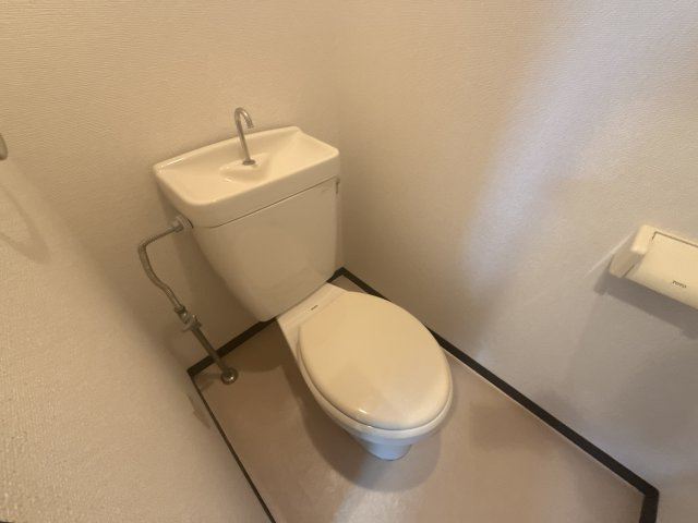 ロジュマン継のトイレ