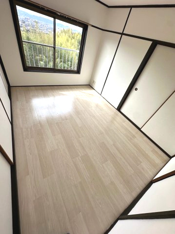 プレゼンス紀伊Ⅱの寝室