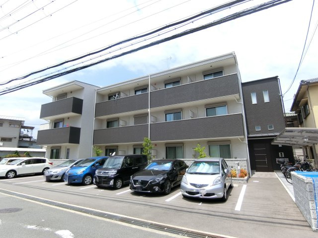 アンプルールフェールグリシーヌの外観