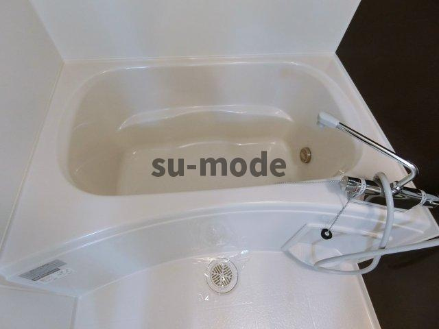 アンプルールフェールグリシーヌの浴室