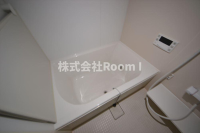 【浴室】 | サンフォリア大手前 | コンパクトで使いやすいお風呂です