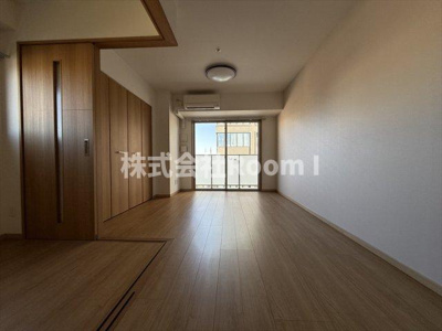 【居間・リビング】 | サンフォリア大手前 | ゆったりとした居間です