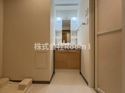 【洗面所】 | サンフォリア大手前 | ゆったりとスペースのある洗面所