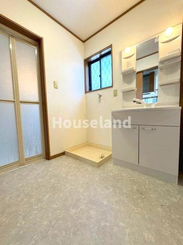 岩出市中島戸建の洗面所