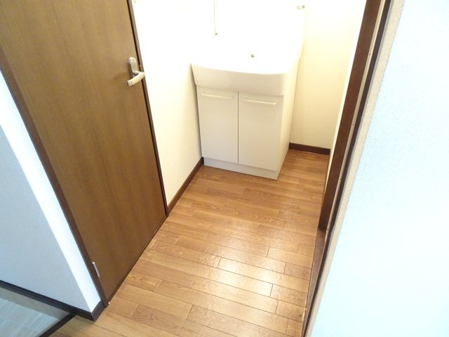 SurplusⅠFullHouseの洗面所|イメージ写真