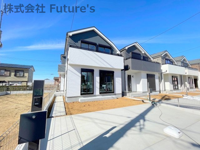 三郷市谷口　新築戸建　全10棟　B号棟の外観|三郷市谷口に全10棟の新築戸建で堂々登場！全棟カースペース並列2台分！！