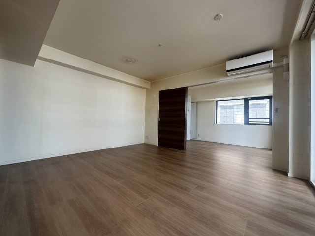 プレシス八丁堀リバーフロントの居間・リビング