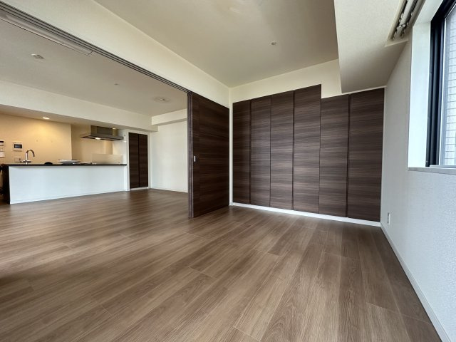 プレシス八丁堀リバーフロントの洋室